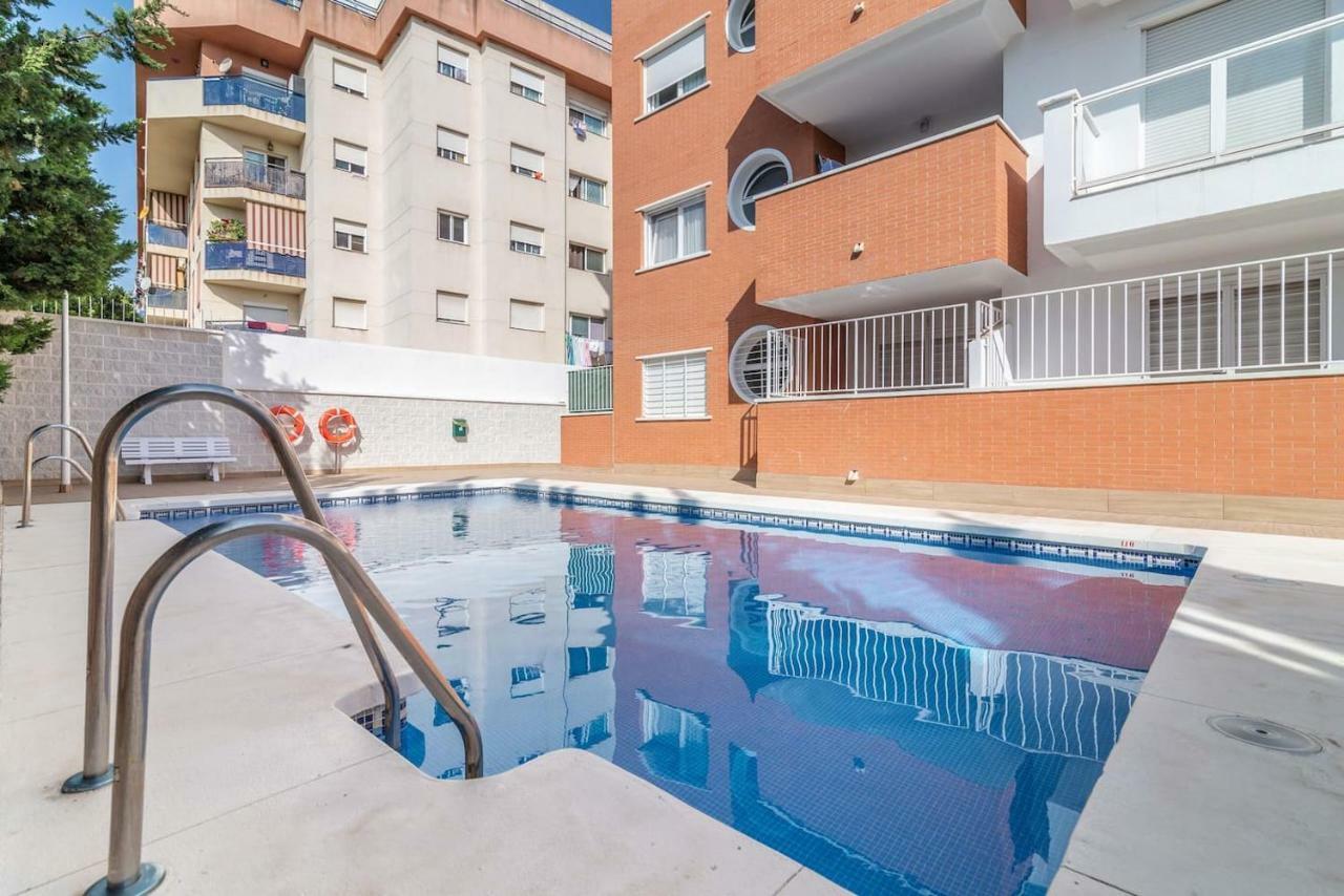 شقة Recently Decorated 2Bdr Penthouse In فوينخيرولا المظهر الخارجي الصورة